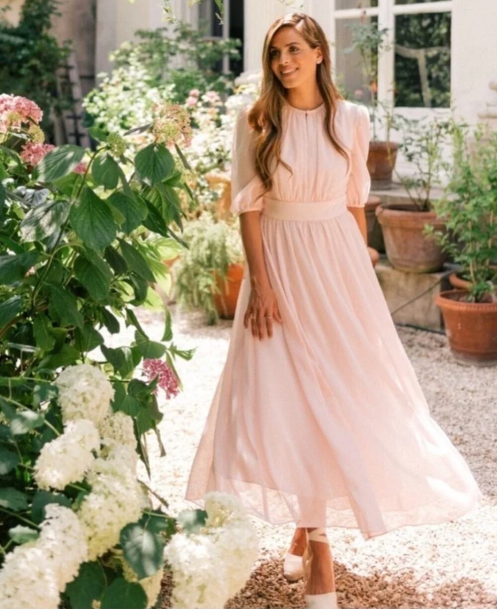 Gal Meets Glam Louise Swiss Dot Keyhole Flared Maxi Dress Powder Pink Size 6